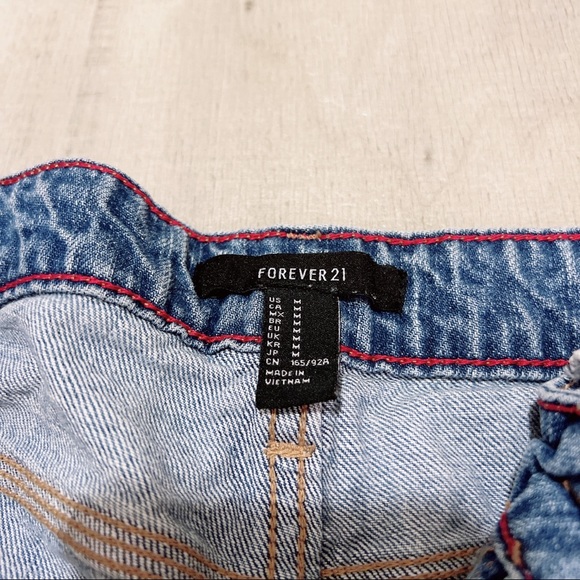 Forever 21 shorts - Picture 2 of 3